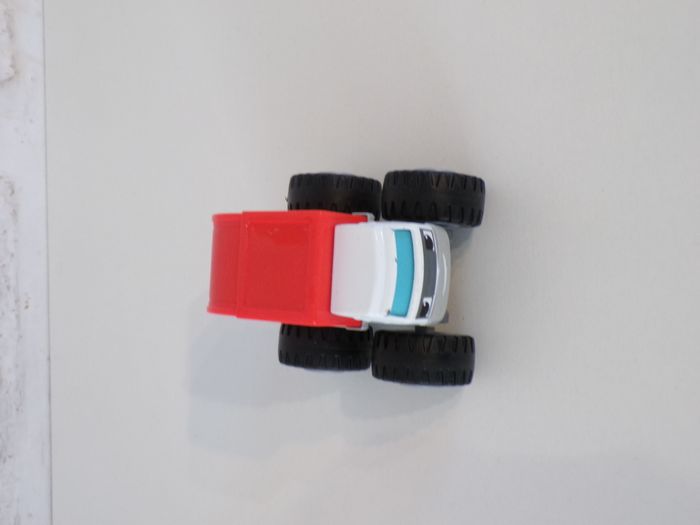 Monster Trucks - Voiture de course - Debri - Les monstres Machines (J5) - photo numéro 5