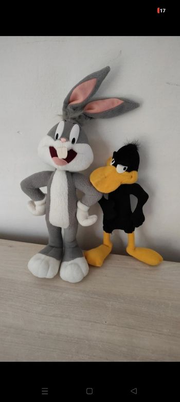Lots Looney tunes