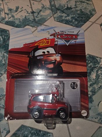 Voiture cars disney mattel metal neuf cars disney pixar mattel