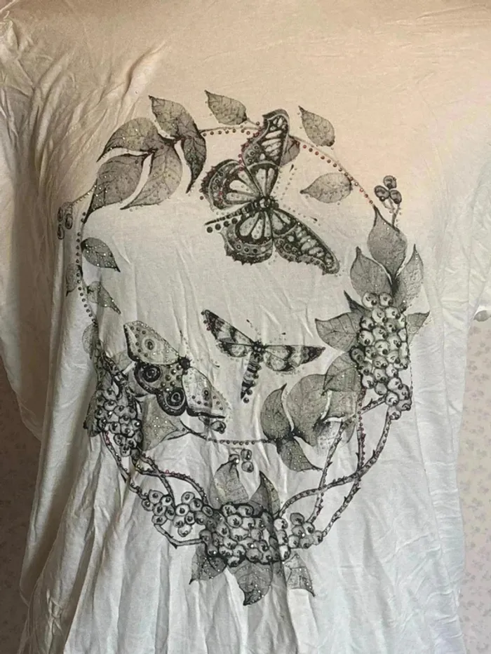 Magnifique r shirt taille unique marque olay neuf avec étiquette - photo numéro 2