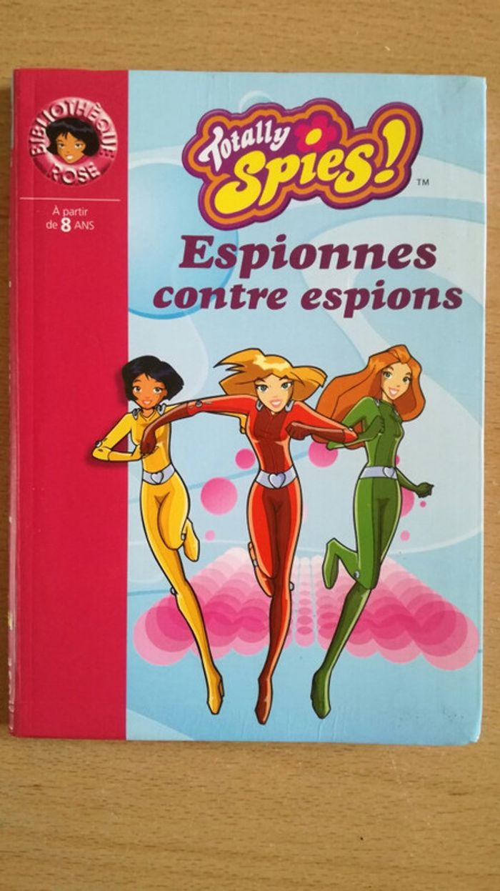 Espionnes contre espions