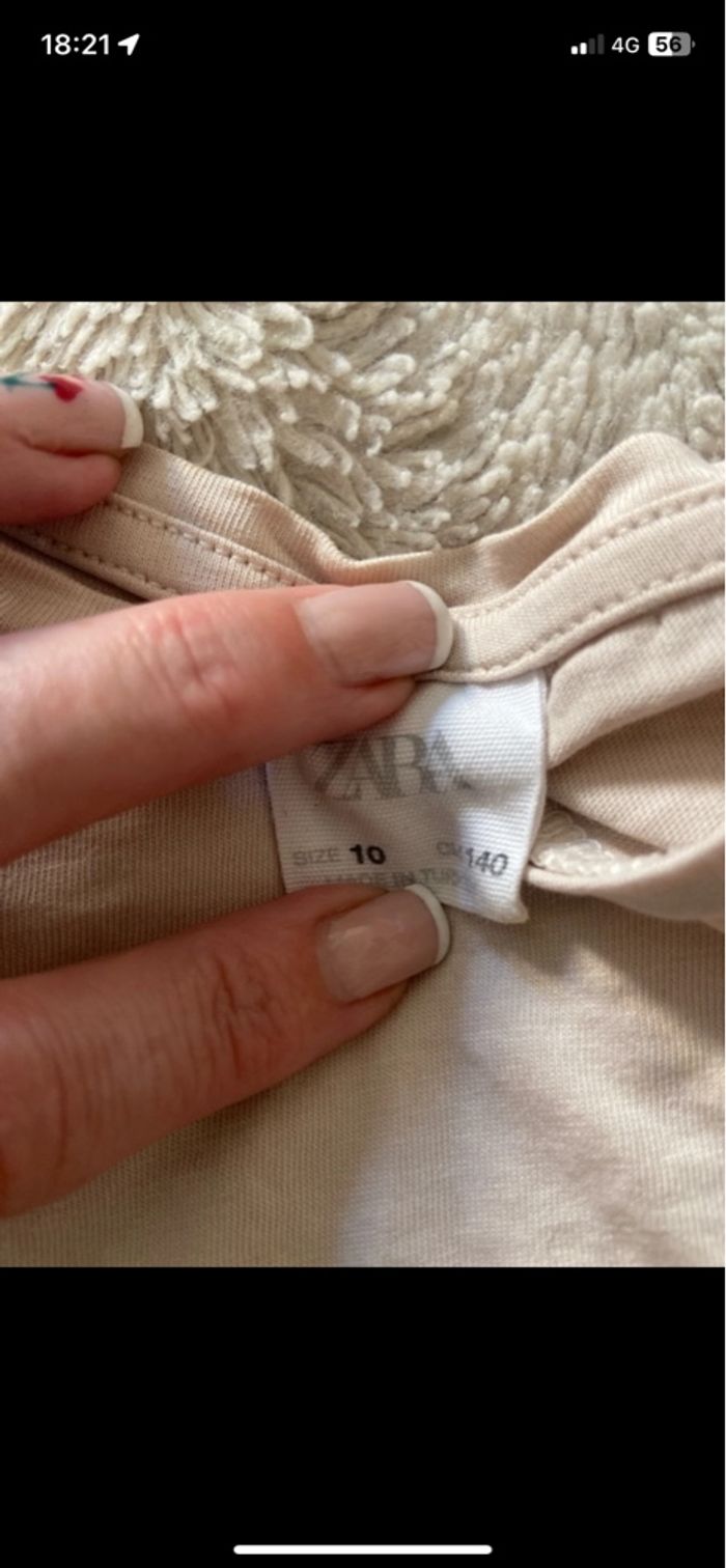 T shirt Zara fille 10 ans - photo numéro 2