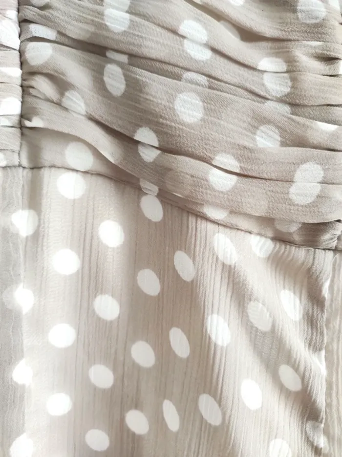 Robe à pois beige et blanc - T36 - très bon état - photo numéro 7