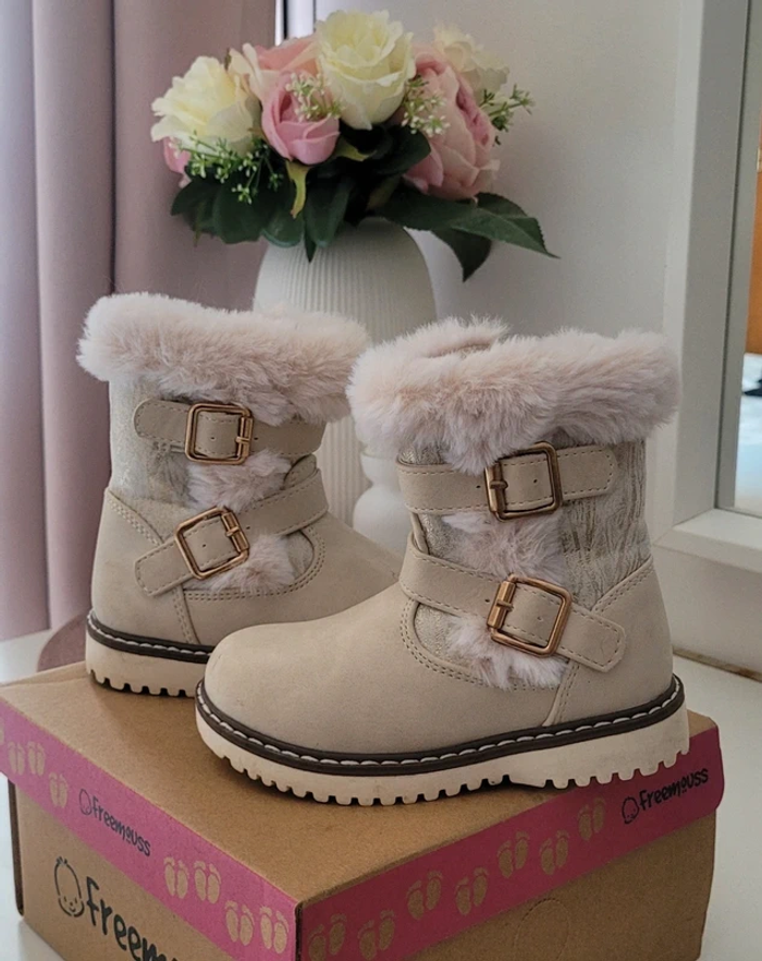 Bottines mi haute enfants à fourrure beige et rose Nini & Girls