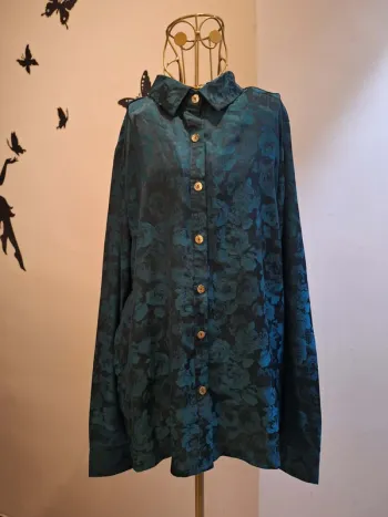 Chemise fleurie verte foncée