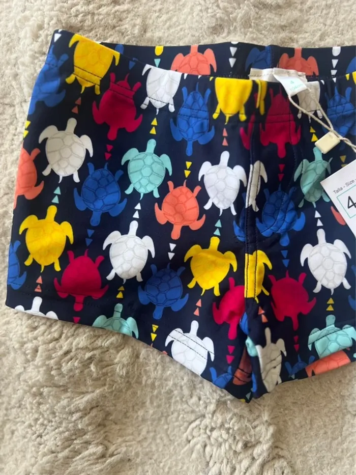 Short de bain 4 ans - photo numéro 3