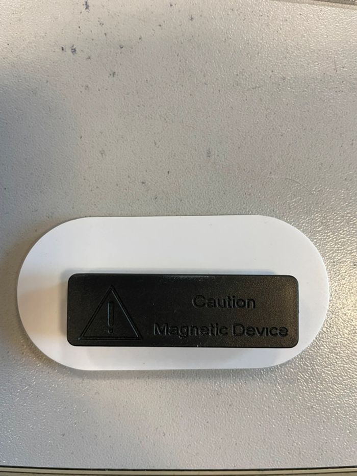 Badge aimanté SNCF Paris 2024 - photo numéro 2