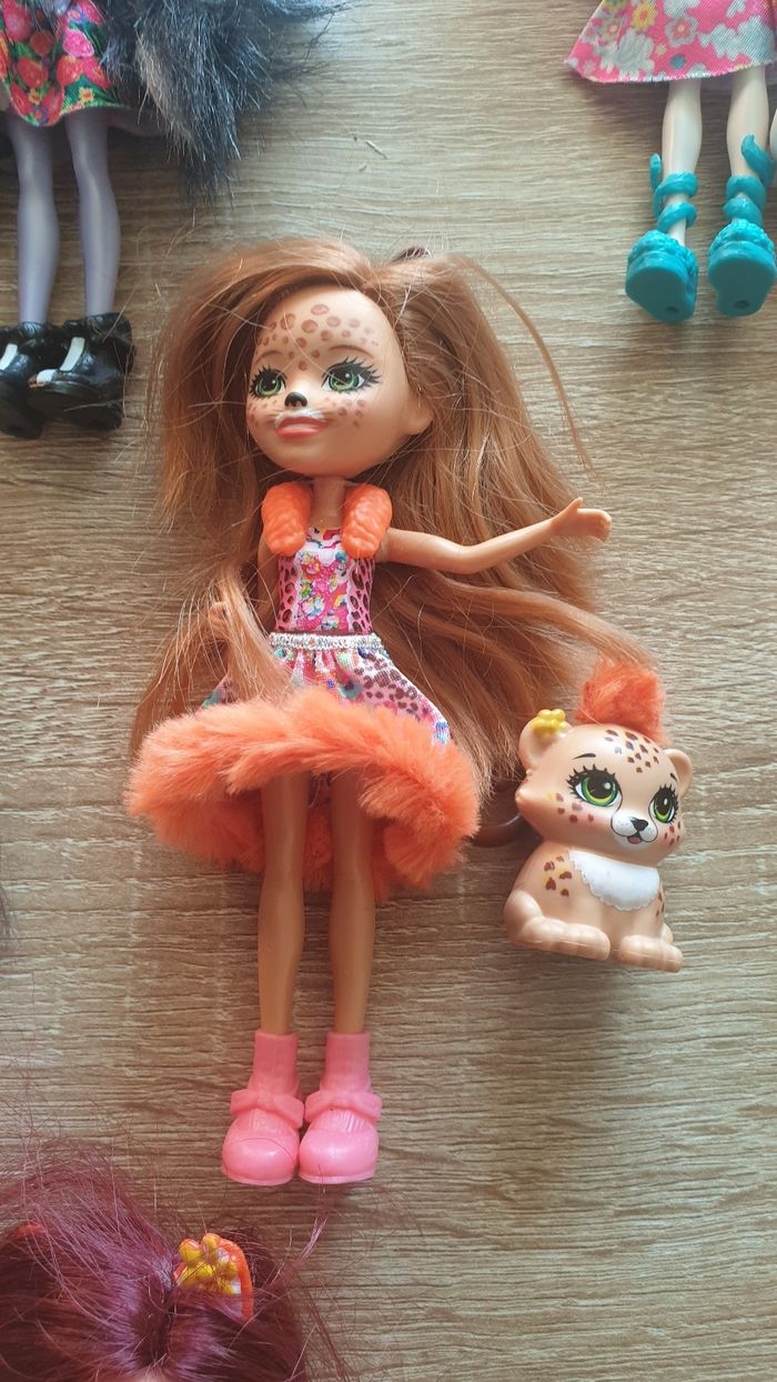 Lot poupées enchantimals - photo numéro 8