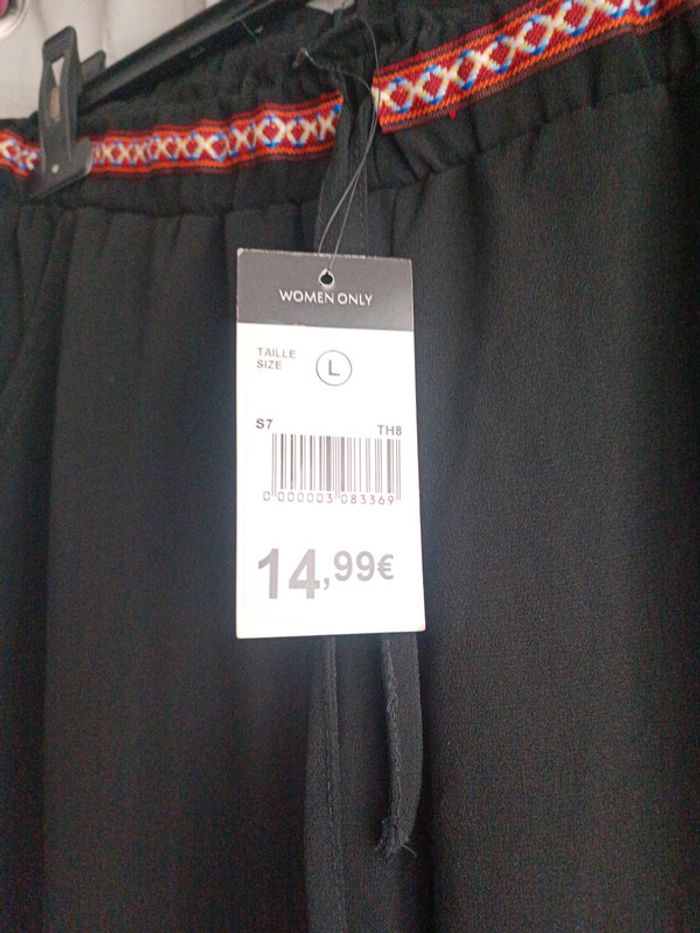 Pantalons fluide neuf - photo numéro 2