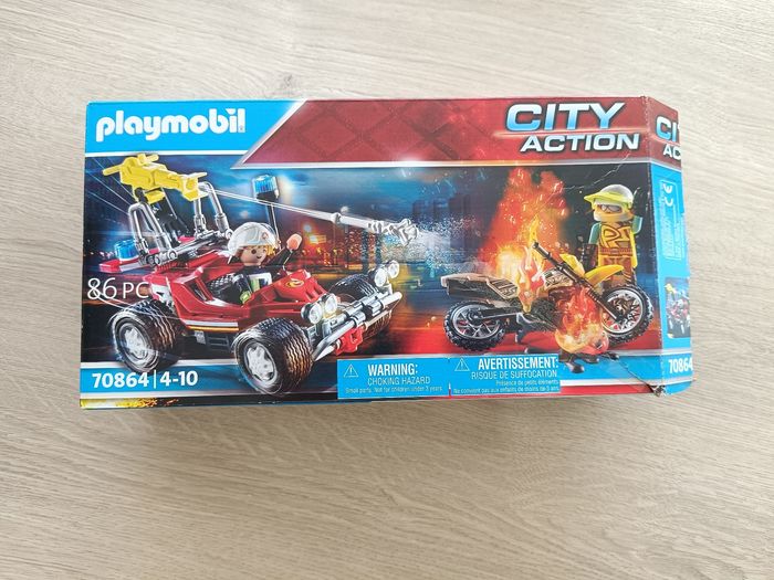 Playmobil City Action 70864 opération de pompiers avec voiturette de pompiers.i