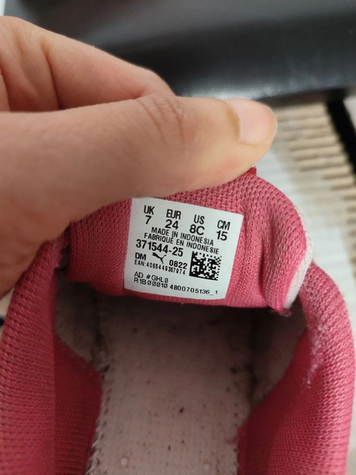 Chaussures fille puma pointure 22 - photo numéro 5