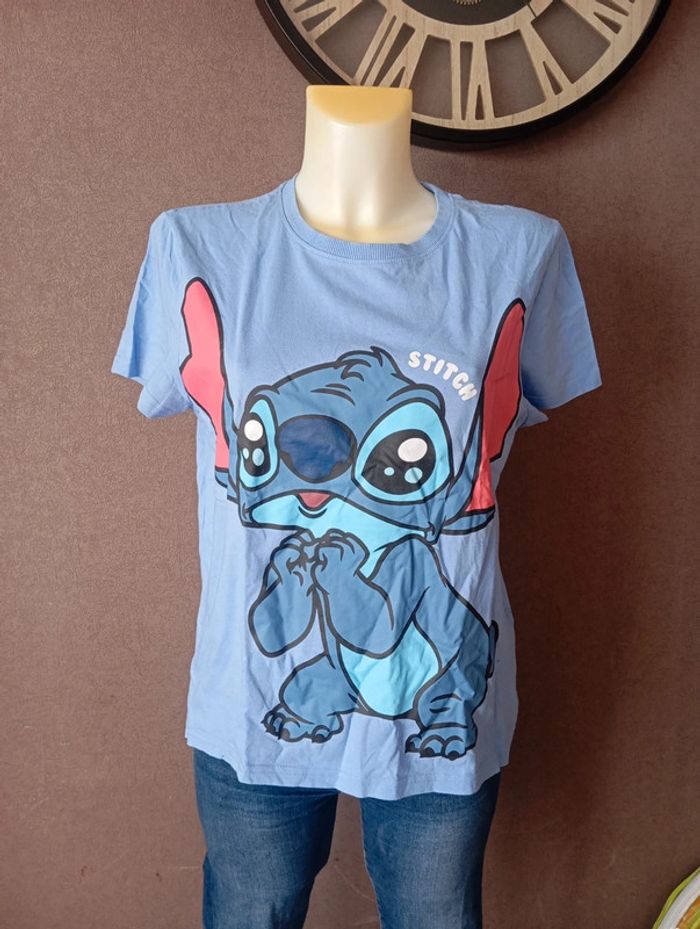 T-shirt taille S Disney Stitch