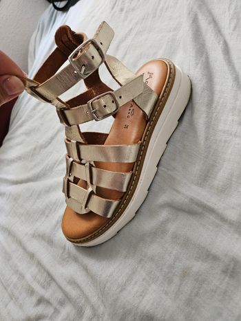 Sandales fille cuir