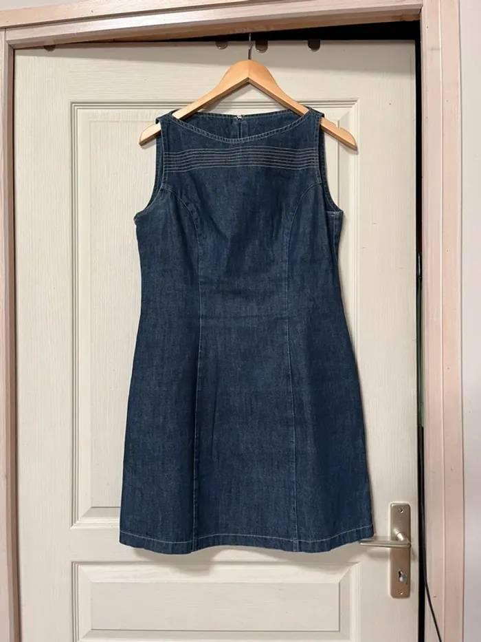 Robe en jeans Versace -taille 40 très bon état