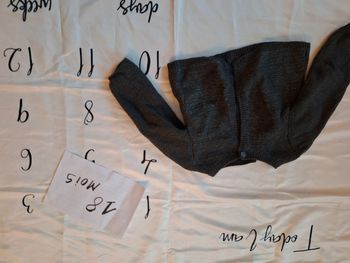 Gilet gris paillettes