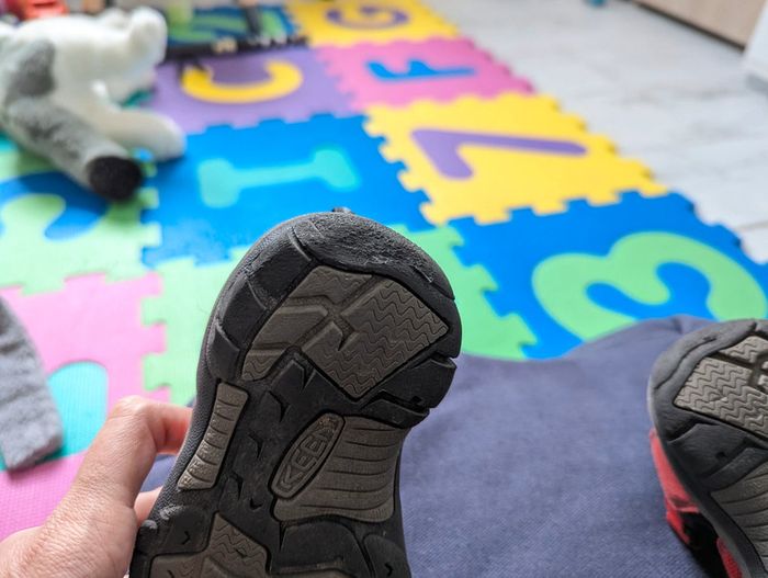 Sandales Keen Newport H2 – Pointure 25/26 – Randonnée et draisienne – Très bon état - photo numéro 9