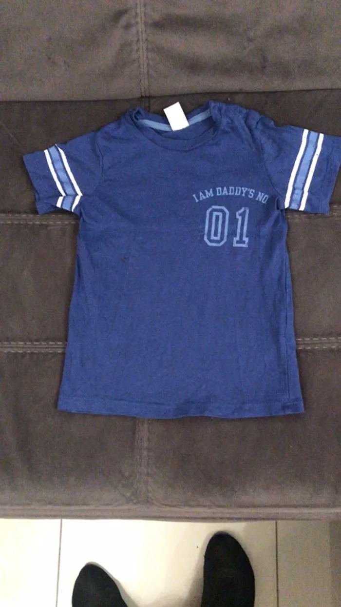 Tee shirt
