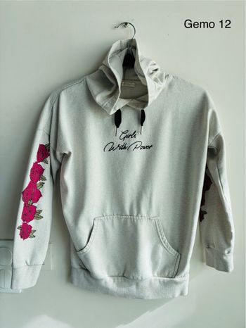 Sweat à capuche fille avec roses 