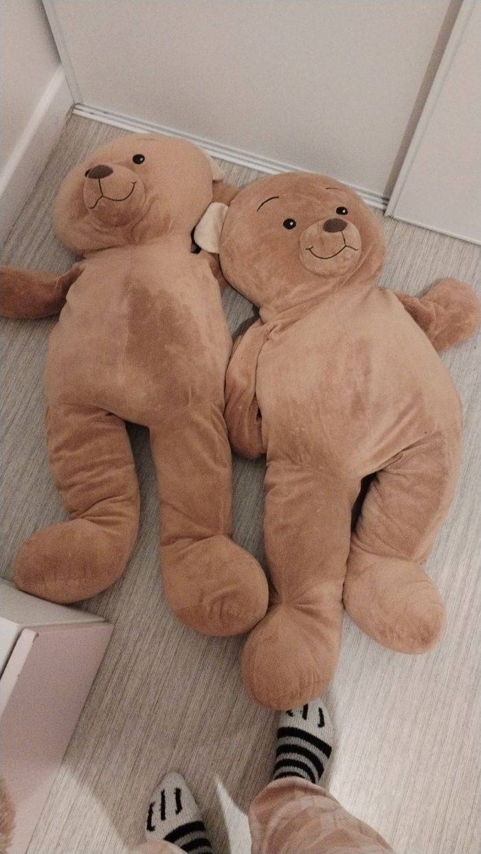 Gros ours en peluche