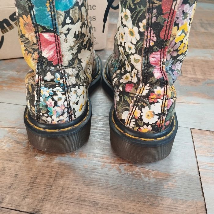 Dr. Martens Made in England – Édition Limitée Serena Miller – Pointure 37 (petit) - photo numéro 5