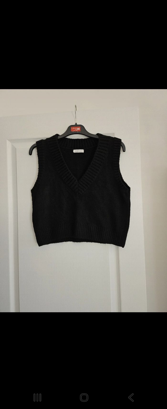 Pull sans manche noir