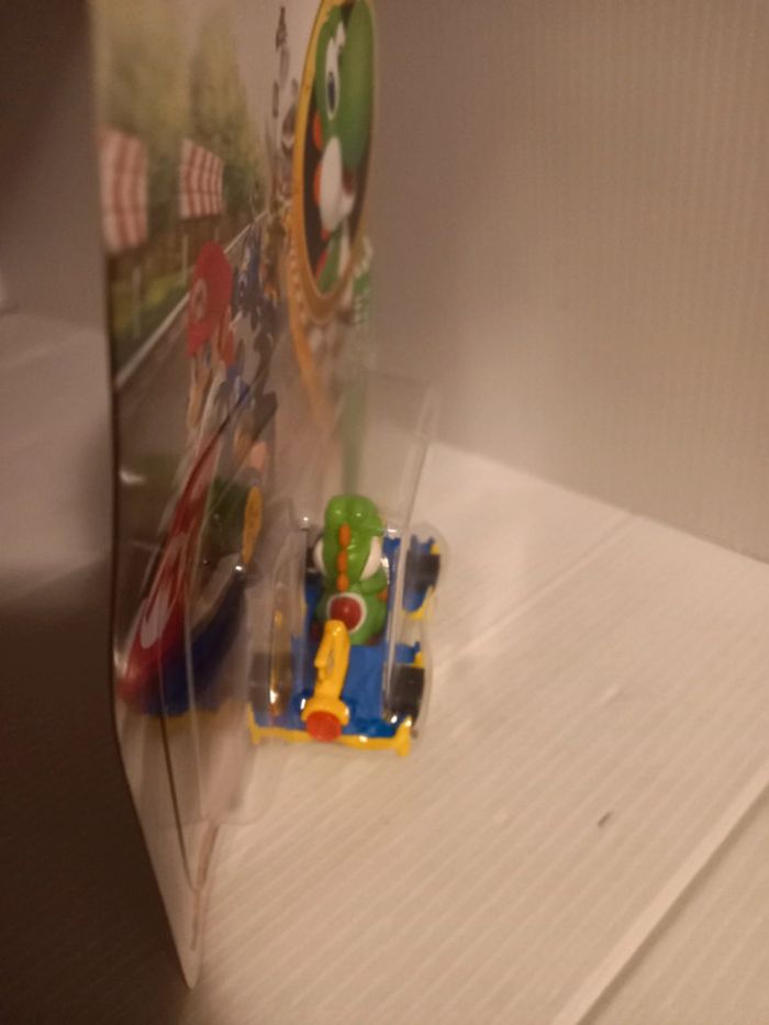 Hotwheel mario kart yoshi Mach 8 - photo numéro 3