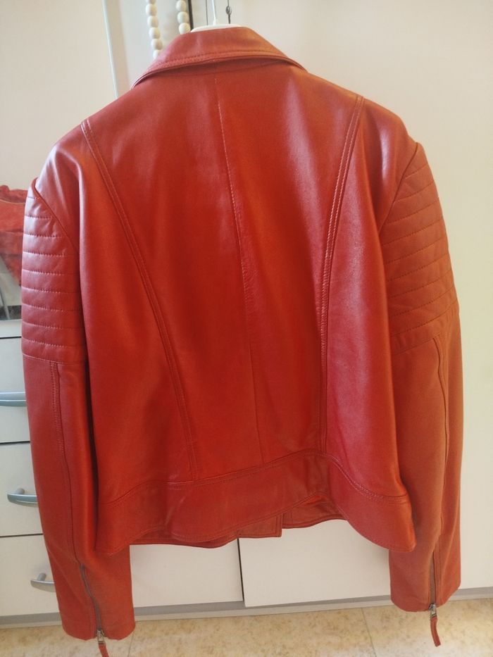 Veste en cuir rouge - photo numéro 3