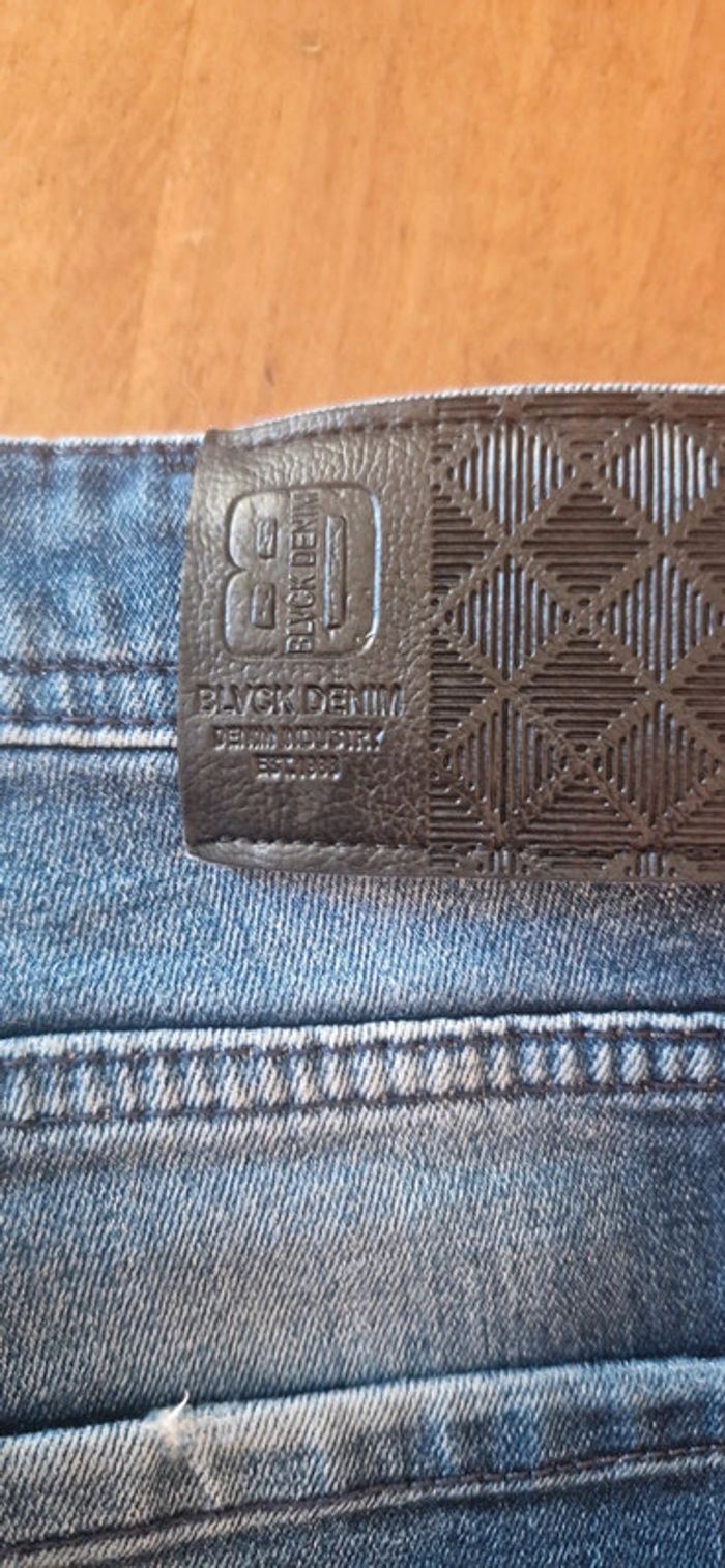 Jeans faux trou - photo numéro 5