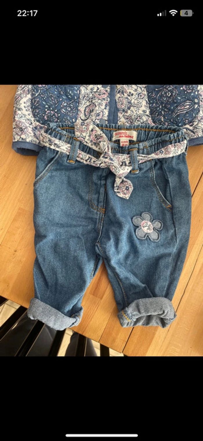 Ensemble veste fleurie + pantalon 6 mois - photo numéro 2