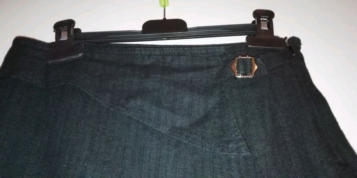 Jupe noire stylée asymétrique comme neuf - photo numéro 3