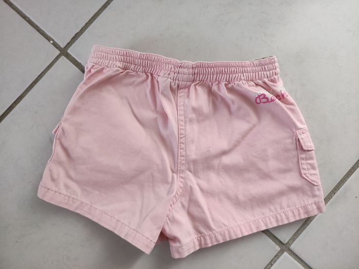 Short fille rose fleur jaune kiabi 18 mois - photo numéro 2