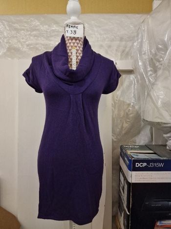 Robe, violette, en coton, en très très bon état, longueur 75cm, marque Zara =9€