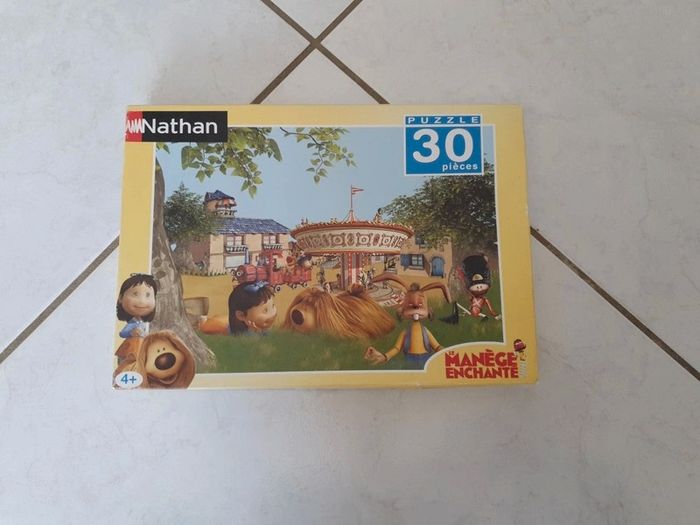 Puzzle 30 pièces Le manège Enchanté - photo numéro 2