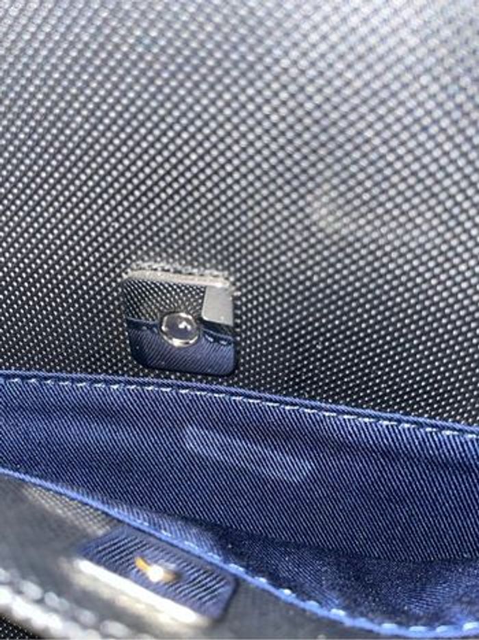 Sacoche Lacoste original - photo numéro 4