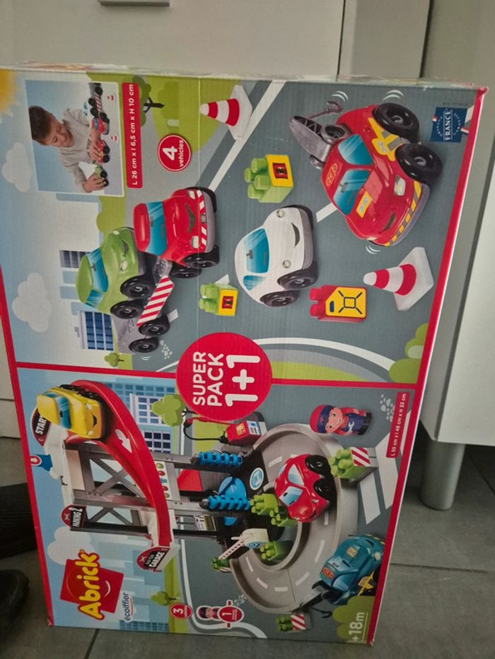 Pack de Garage avec Camion remorque Abrick, Comprend 7 Voitures, - photo numéro 5