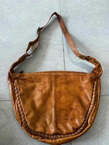 Sac à bandoulière marron, bon état, 40x25cm