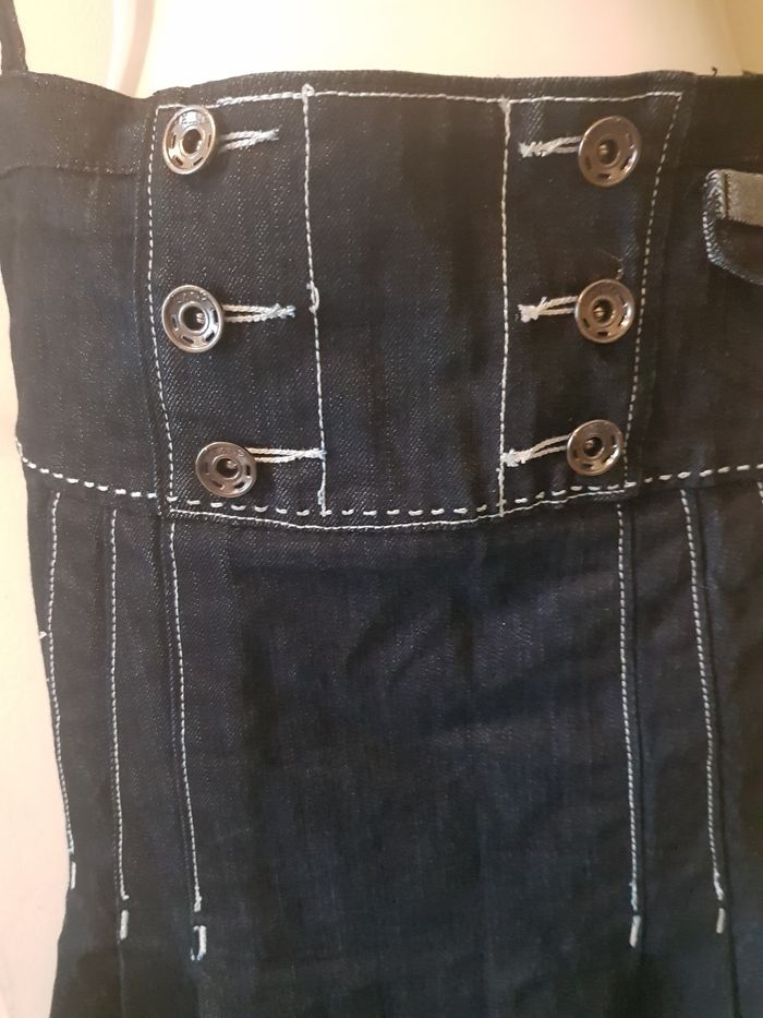 Robe / jupe salopette Fashion House – Taille 40 - photo numéro 2