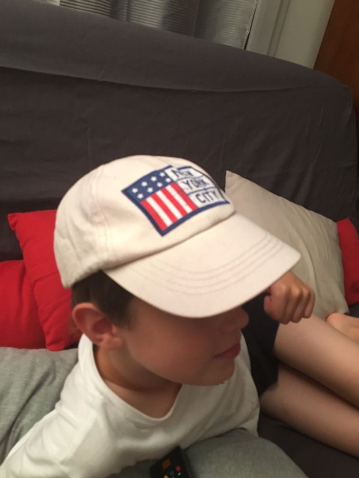 Casquette 6 ans - photo numéro 2