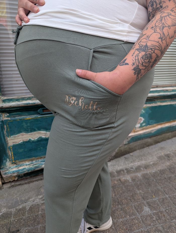 Pantalon jogging Bichette kaki/doré
TU - photo numéro 2