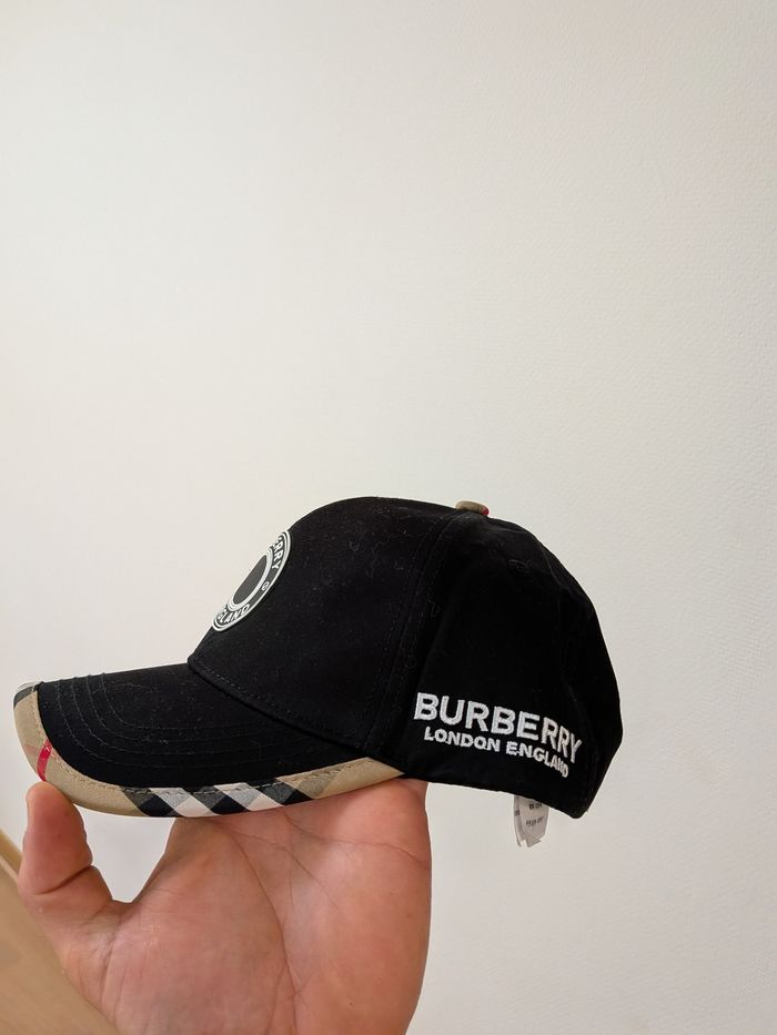 Casquette burberry - photo numéro 2