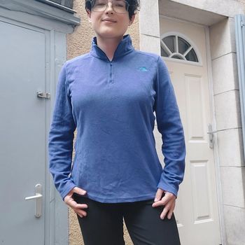 Superbe pull tnf L femme