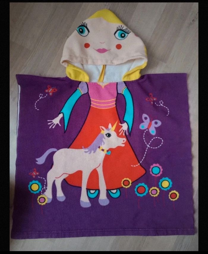 Cap de bain/poncho - photo numéro 2