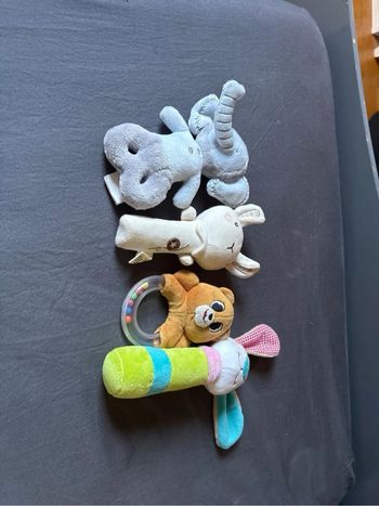 Lots hochets