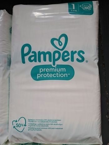 60 Pampers premium protection taille 1