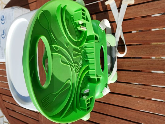 Rehausseur de chaise Chicco 6 mois (réf perso rehausseur)(familleac72) - photo numéro 4