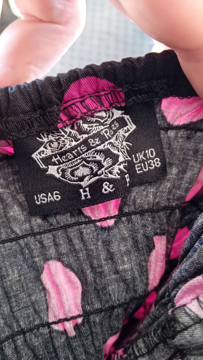 Robe noire à pois fuchsia bustier jupon en tulle intégré style rockabilly pin-up T38 H&R London - photo numéro 10