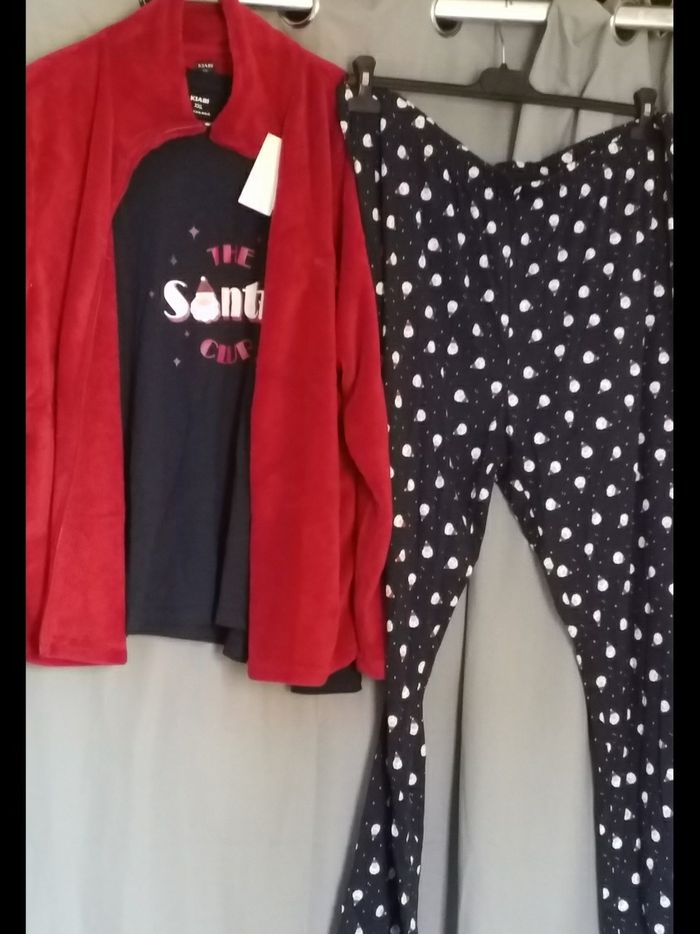 Pyjama 3 pièces Noël  🎅🌲  taille XXL  neuf - photo numéro 4