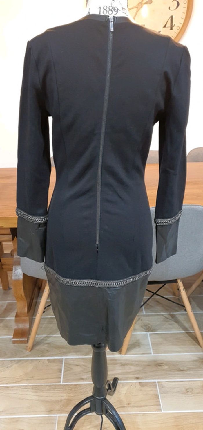 Robe Morgan - photo numéro 2