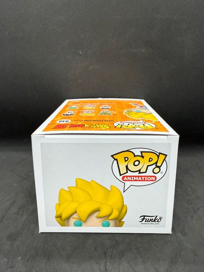 Funko pop dragon ball z super saiyan goku 948 FYE Exclusive Glow - photo numéro 6