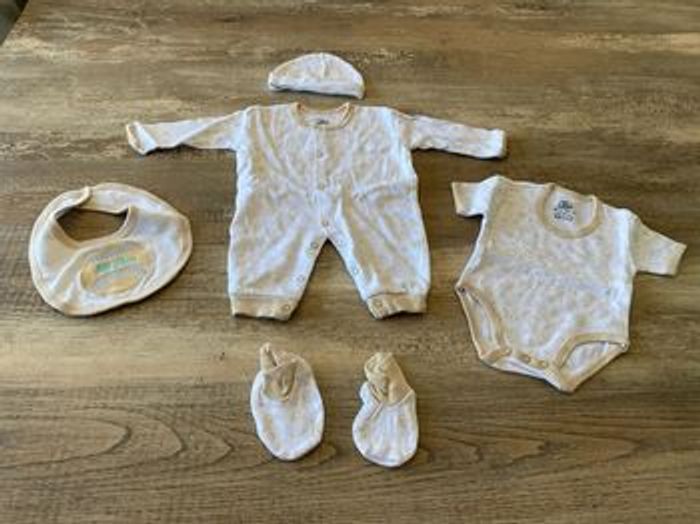 Ensemble trousseau maternité bébé all star football américain 3 /6 mois - photo numéro 7